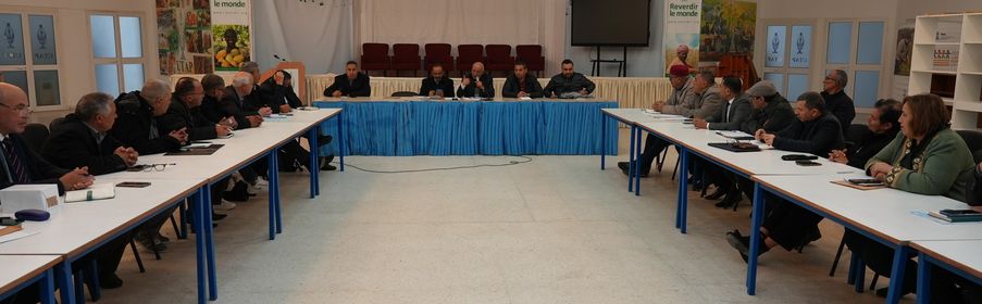 الجمعة 2 فيفري 2024  اجتماع المكتب التنفيذي الموسع للاتحاد التونسي للفلاحة والصيد البحري تحت إشراف السيد نور الدين بن عياد  رئيس الاتحاد